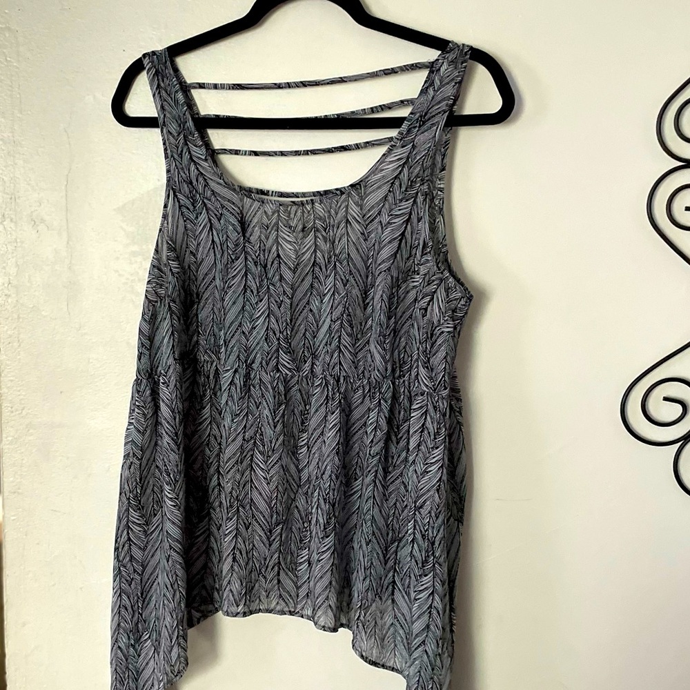 Torrid shark tooth tank top
